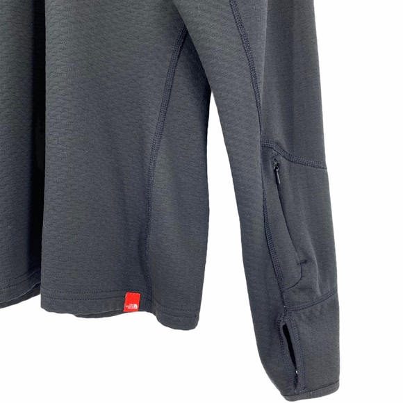 The North Face ¼ Zip Sweatshirt - Picture 3 of 7